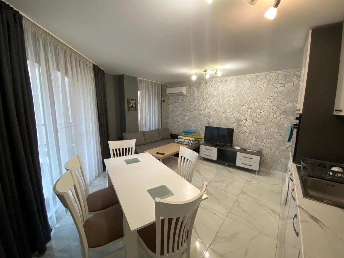 Markapart 2 - Apartment In Downtown Ruse Extérieur photo